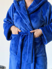 Яркий длинный махровый халат с капюшоном однотонный 3XL
