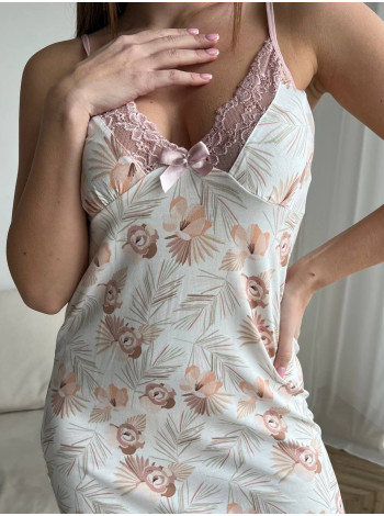 Женская ночная рубашка из вискозы с кружевом 
