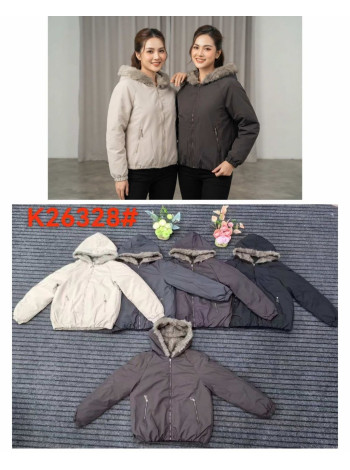 Жіноча куртка тепла з капюшоном